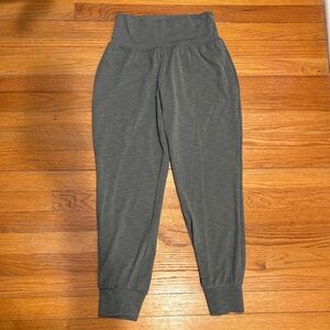 Athleta Salutation Jogger gray leggings